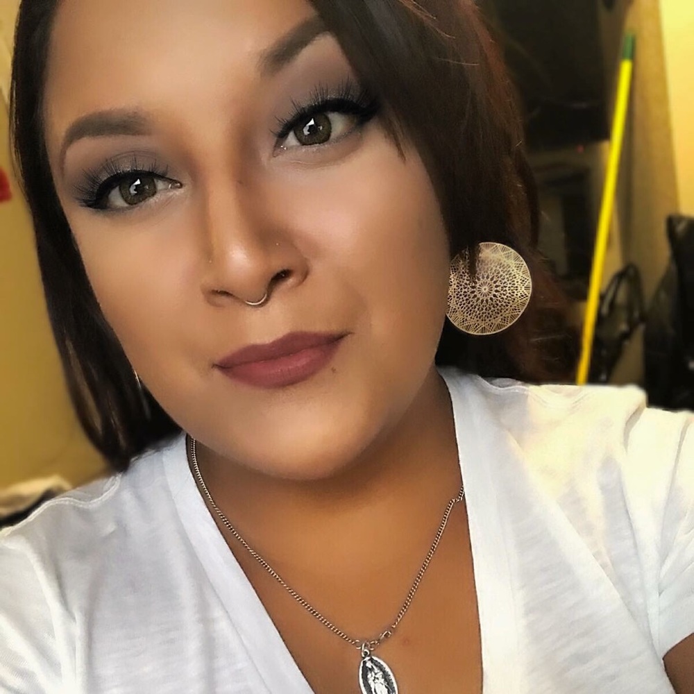 Meet your Posher, Kara